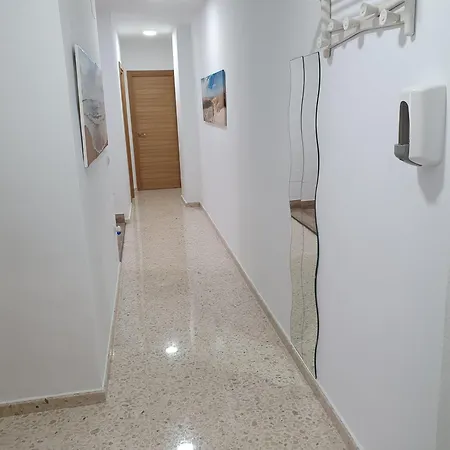 In Mit Terrasse Apartment Nerja